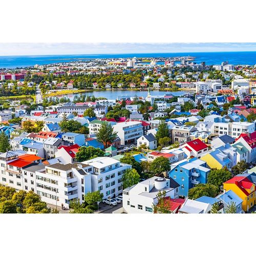 Small Tjornin Lake blue Ocean Sea Colorful blue red white green Houses Streets-Reykjavik-Iceland